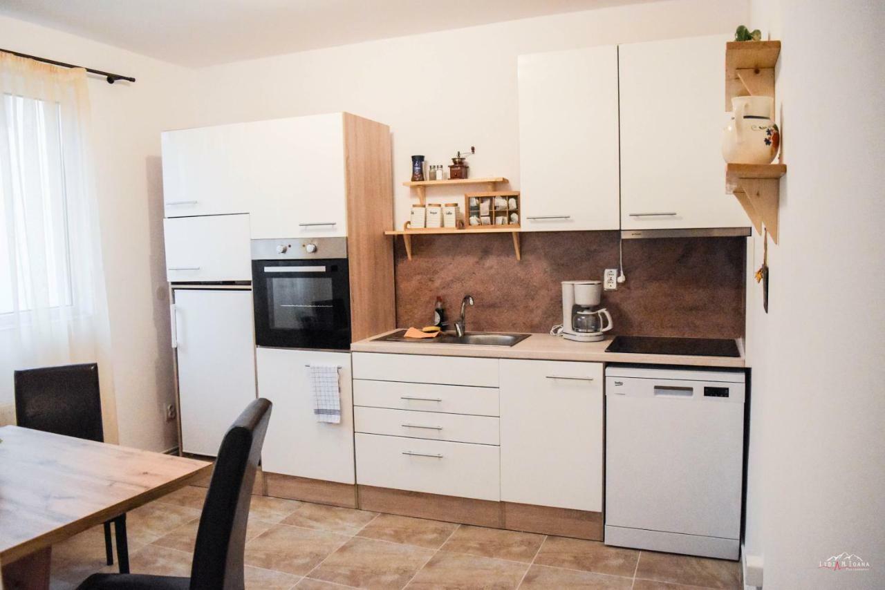 Spacious And Cozy 3Bd+Terrace Couples Apartment Timişoara Exteriör bild